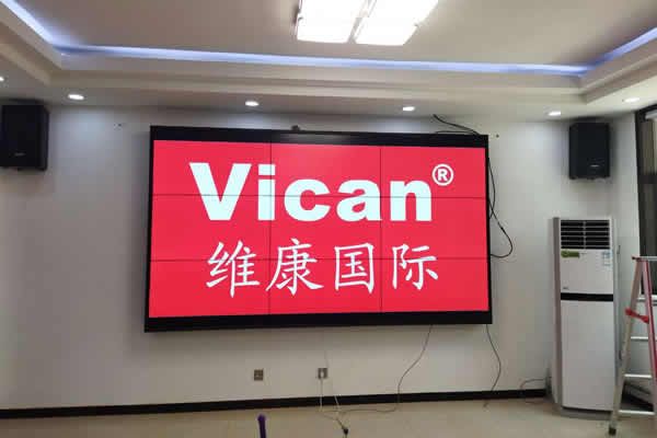 拼接屏是怎么實現多樣化拼接顯示的